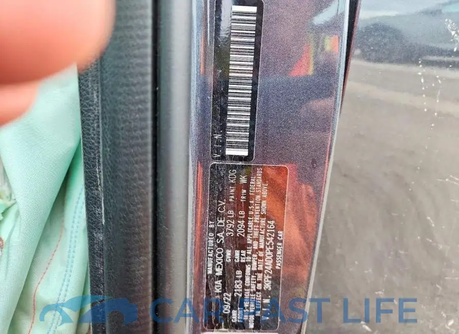 3KPF24AD0PE542164# 13