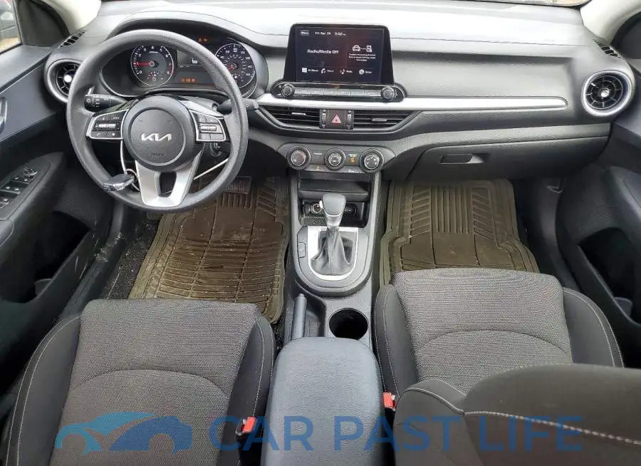 3KPF24AD4PE586782# 8