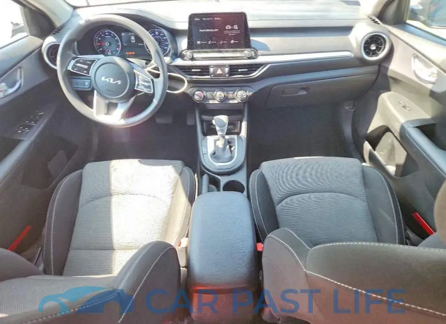 3KPF24AD4PE601328# 8