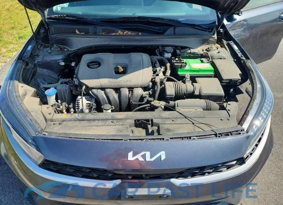 3KPF24AD4PE601328# 11