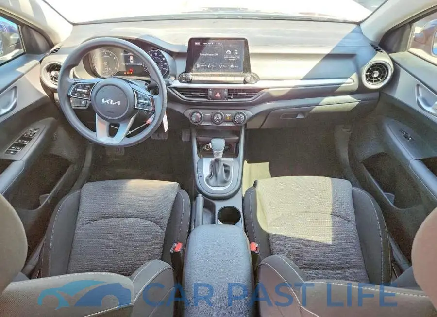 3KPF24AD5PE678547# 8