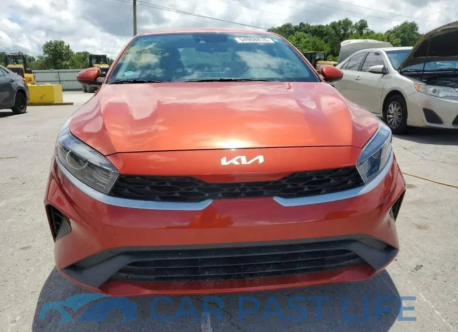 3KPF24AD9PE573574# 5
