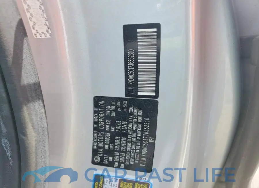 KNDMC5C17J6352310# 13