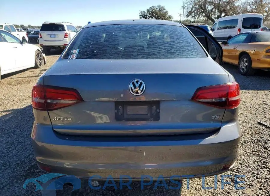 3VW2B7AJ0HM392258# 6