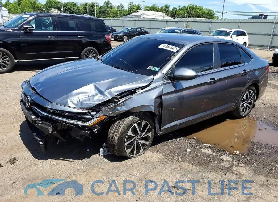 3VW5W7BU3TM047888# 1