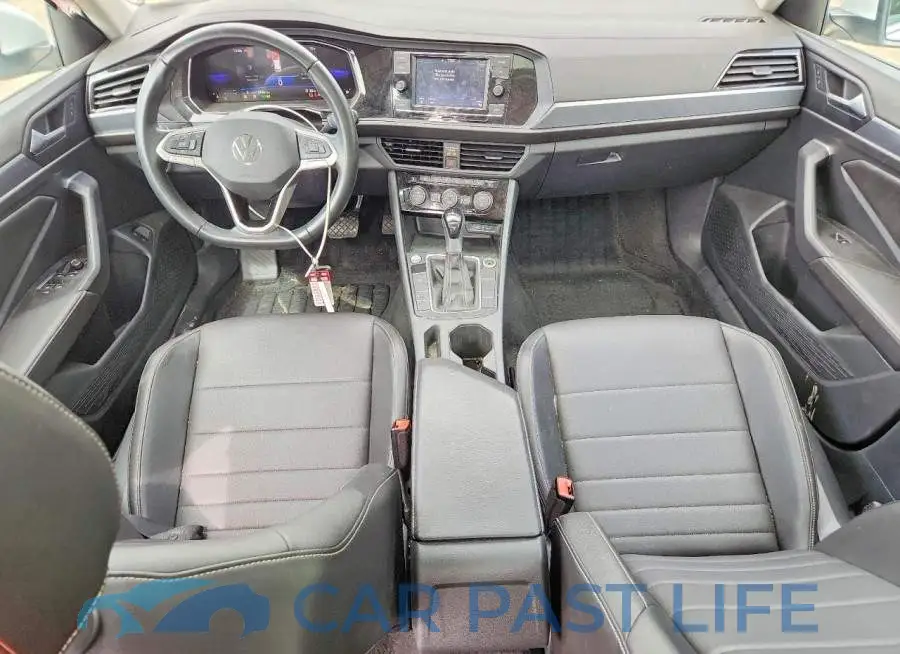 3VW7M7BU3PM057356# 8