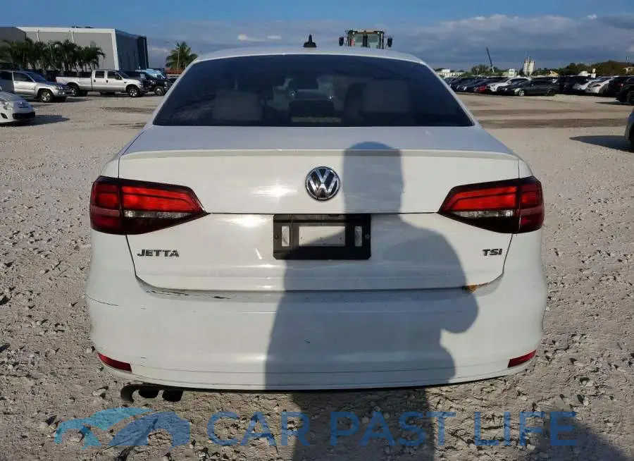3VWD17AJ7HM303135# 6