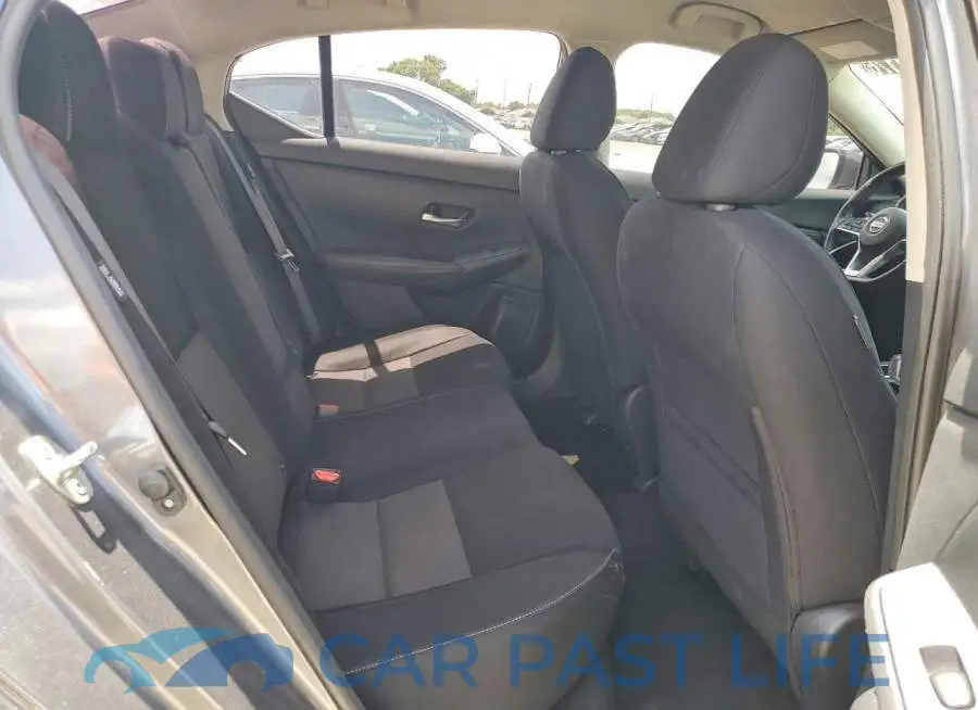 3N1AB8CV5MY225761# 10