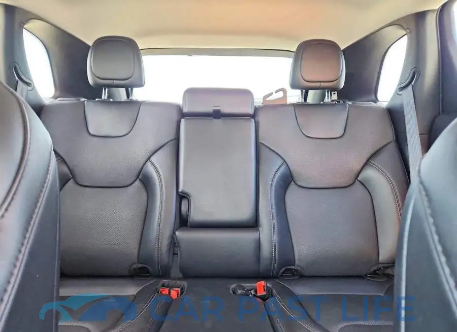 1C4PJMMB3PD112888# 10