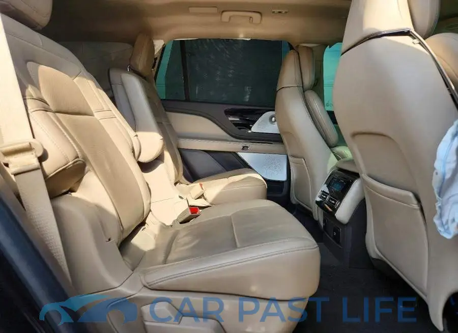 5LM5J7XC7MGL05626# 11