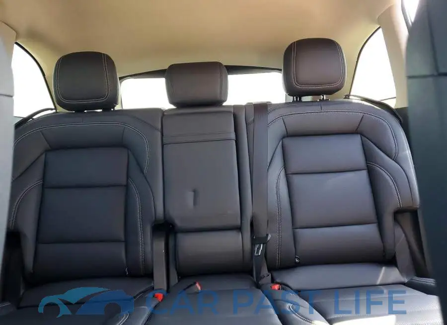 5LMPJ8JA1SJ943196# 10