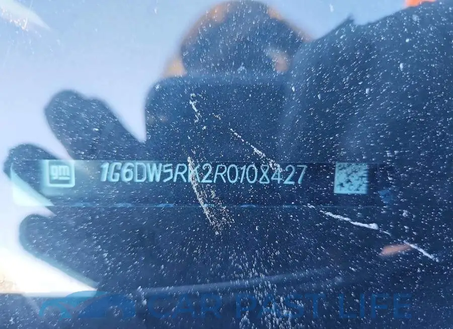 1G6DW5RK2R0108427# 12
