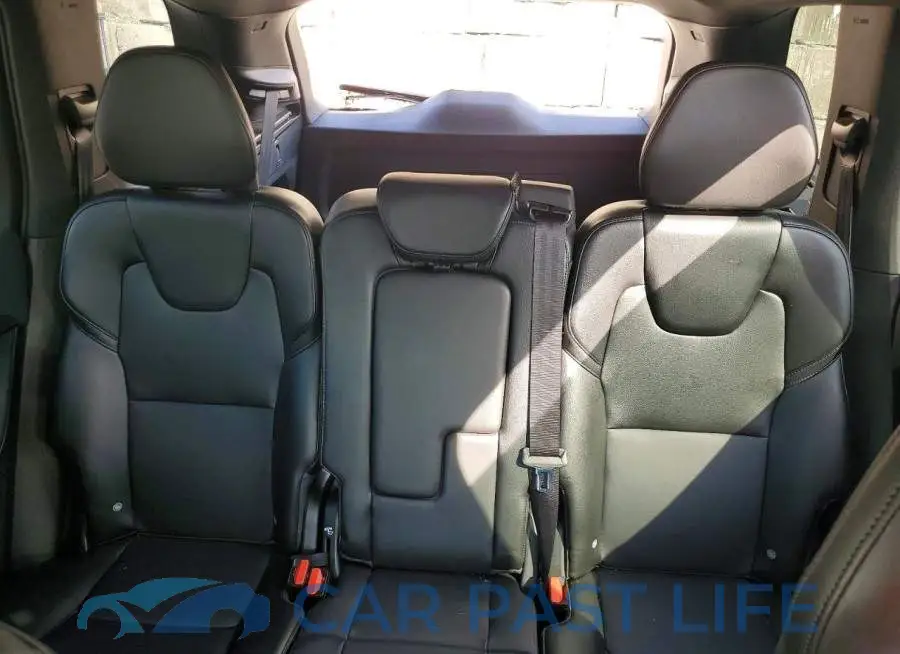 YV4102PK4L1595437# 10