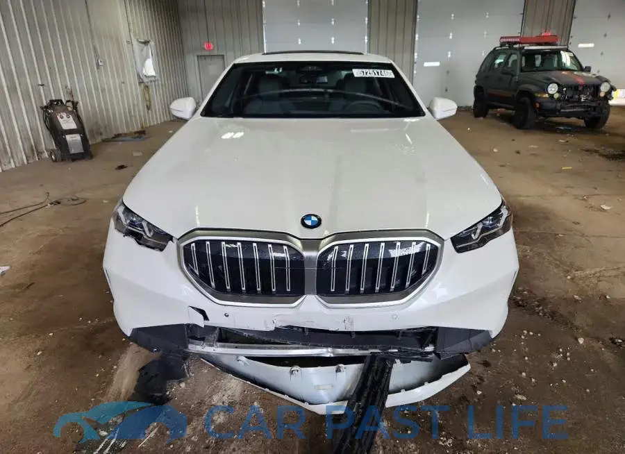 WBA53FJ06TCW40907# 5