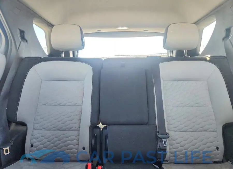 3GNAXSEV2LS504926# 10