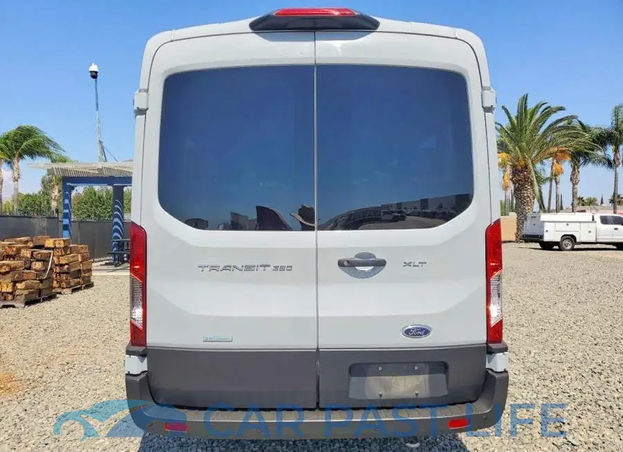1FBAX2CGXNKA69122# 6