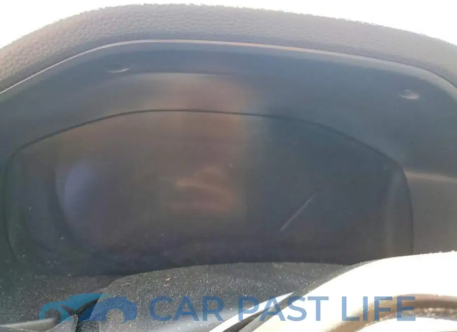 1HGCV3F96NA020780# 9