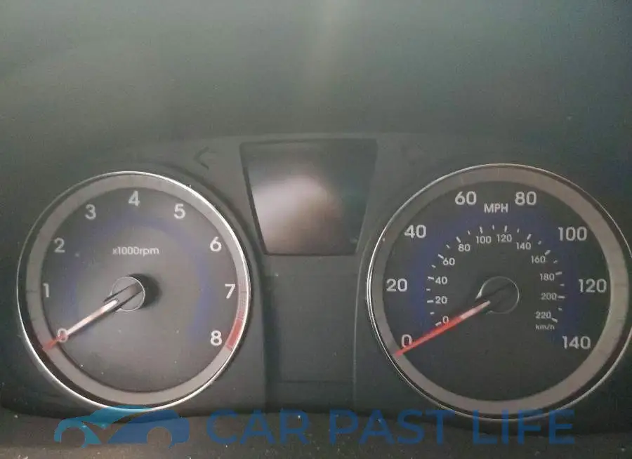 KMHCT5AE8HU326625# 9
