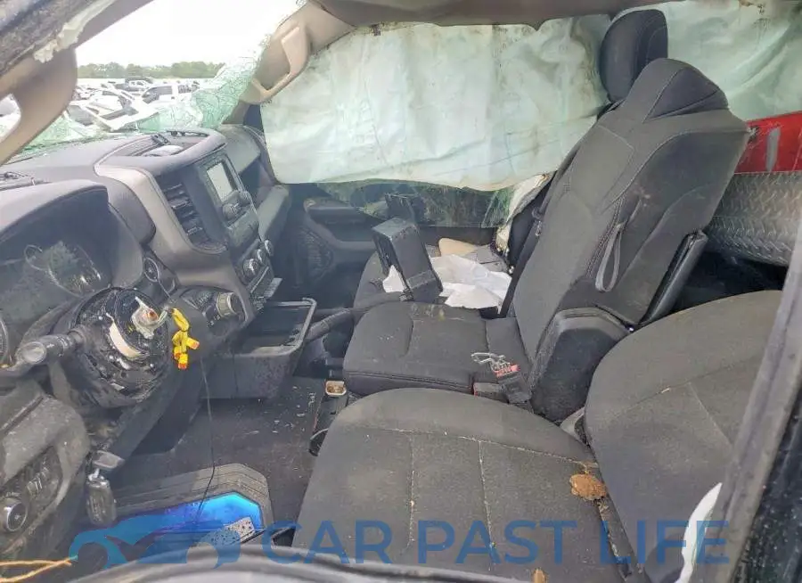 1C6SRFCT5KN601683# 7