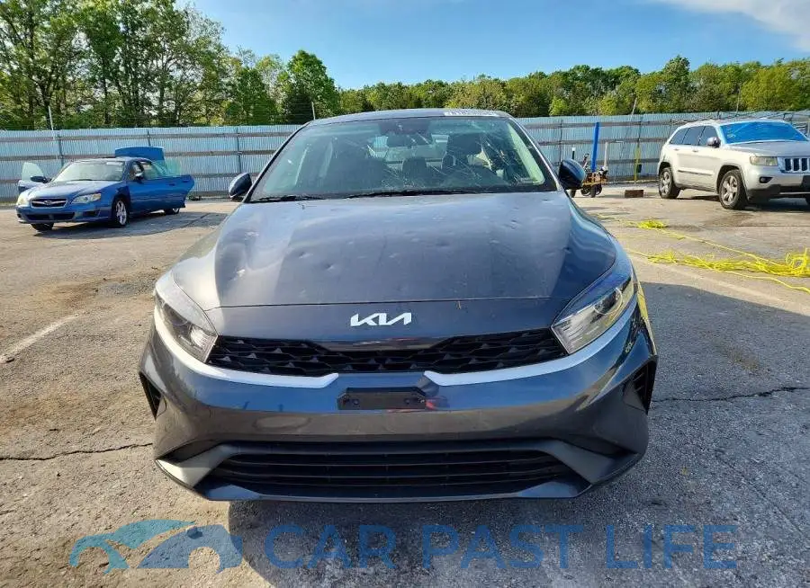 3KPF24AD4RE762684# 5