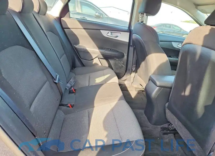 3KPF24AD4RE762684# 10