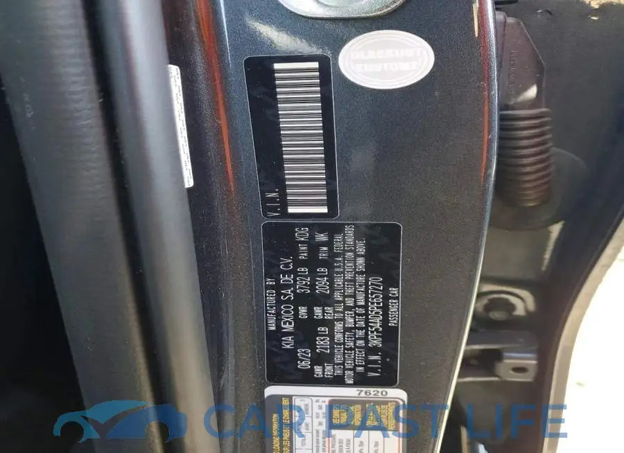 3KPF54AD5PE657270# 12