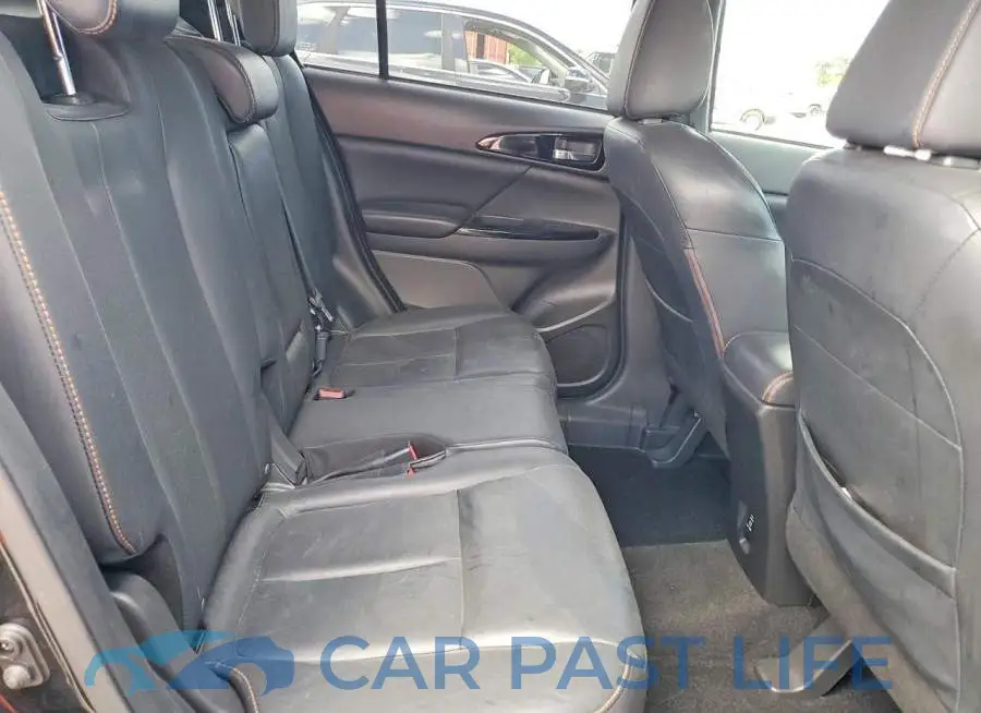 JA4AT5AA4JZ062606# 11