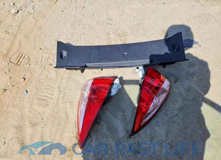 2T1BURHE9HC932314# 12