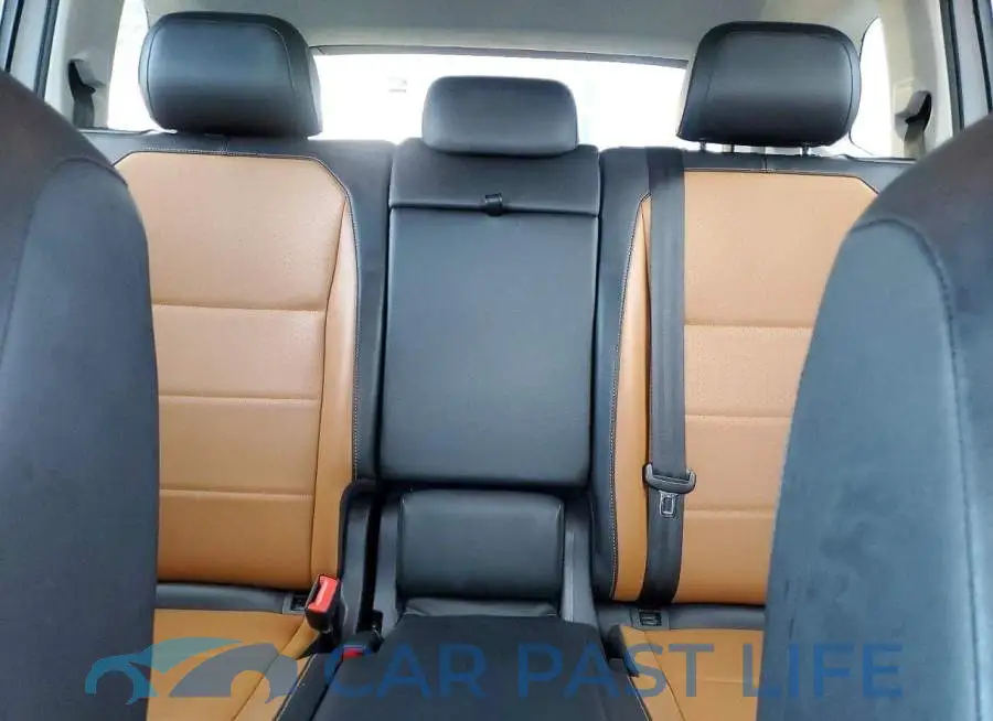 3VV2B7AX3JM220000# 10