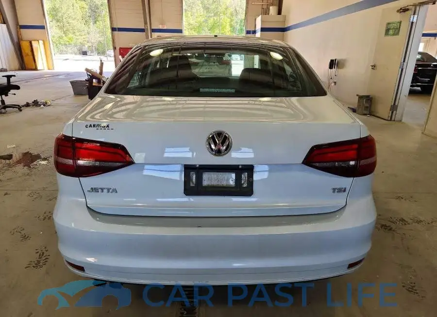 3VW2B7AJ0HM286327# 6