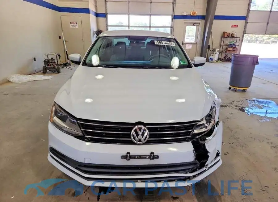 3VW2B7AJ0HM286327# 5