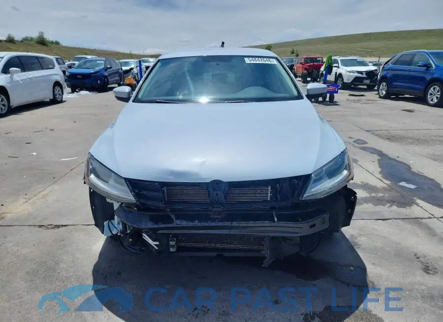 3VW2B7AJ4HM405139# 5