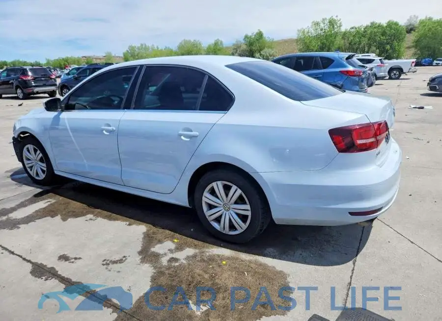3VW2B7AJ4HM405139# 2