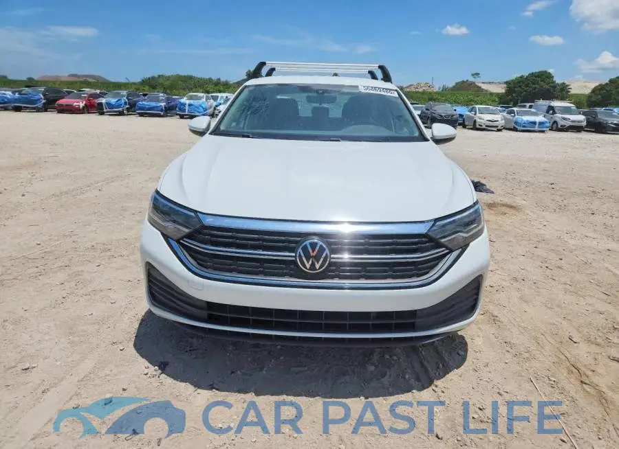 3VW4M7BU3PM016647# 5