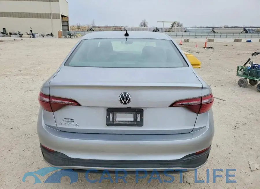 3VW5M7BU3PM030987# 6