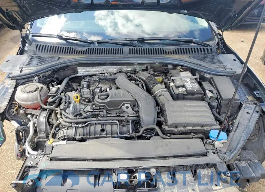 3VW7M7BU3RM032928# 11