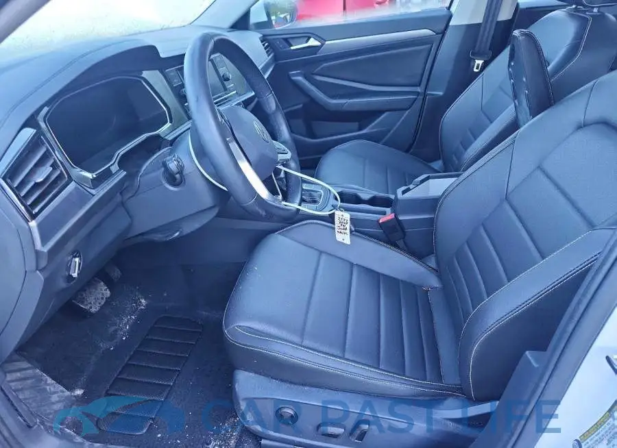 3VW7M7BU3RM055870# 7