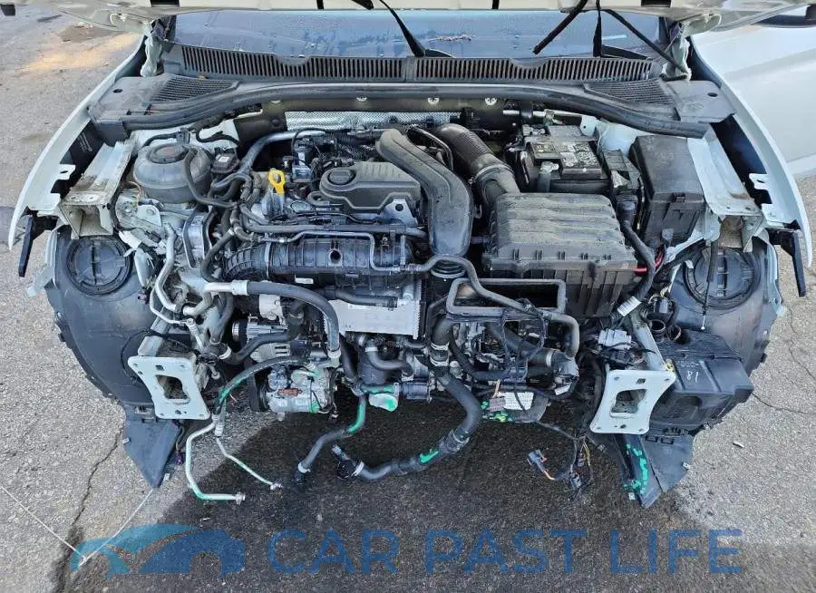 3VW7M7BU3RM055870# 11
