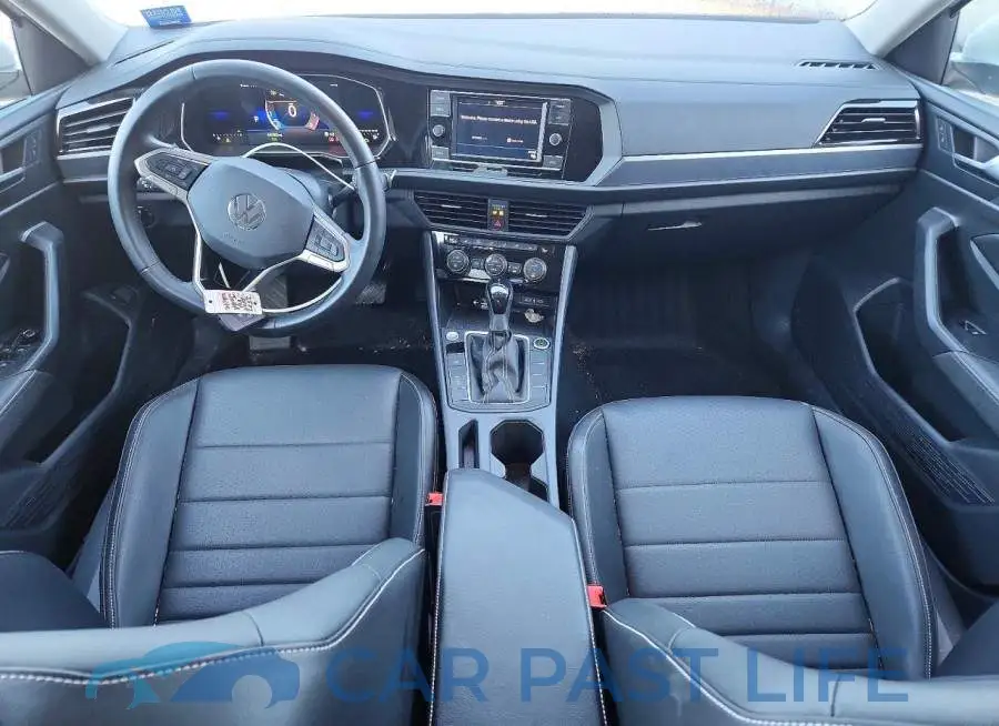 3VW7M7BU3RM055870# 8