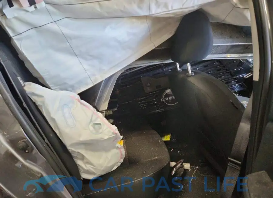 3N1AB8CV8SY321090# 10