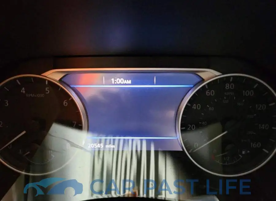 3N1AB8CV8SY321090# 9