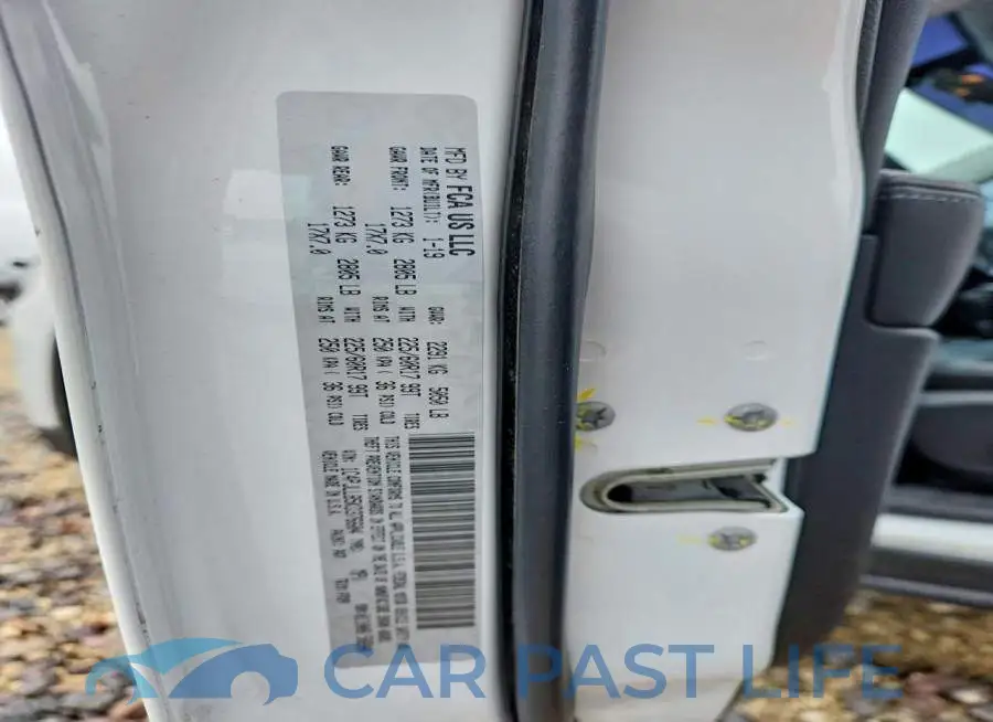 1C4PJLLB5KD376604# 13
