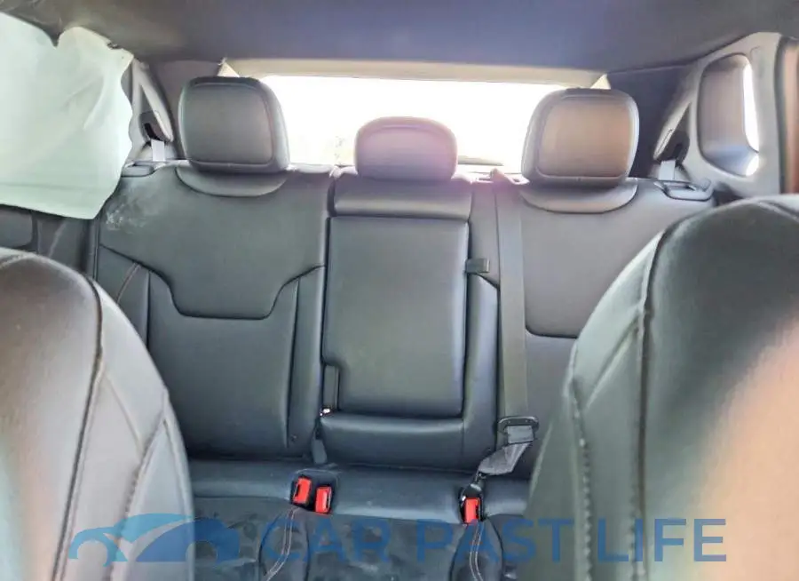 3C4NJDCN7RT128530# 10