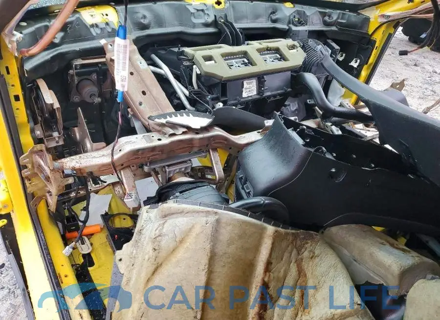 2C3CDZC92JH245187# 8