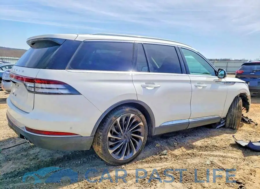 5LM5J7XC0LGL06762# 3
