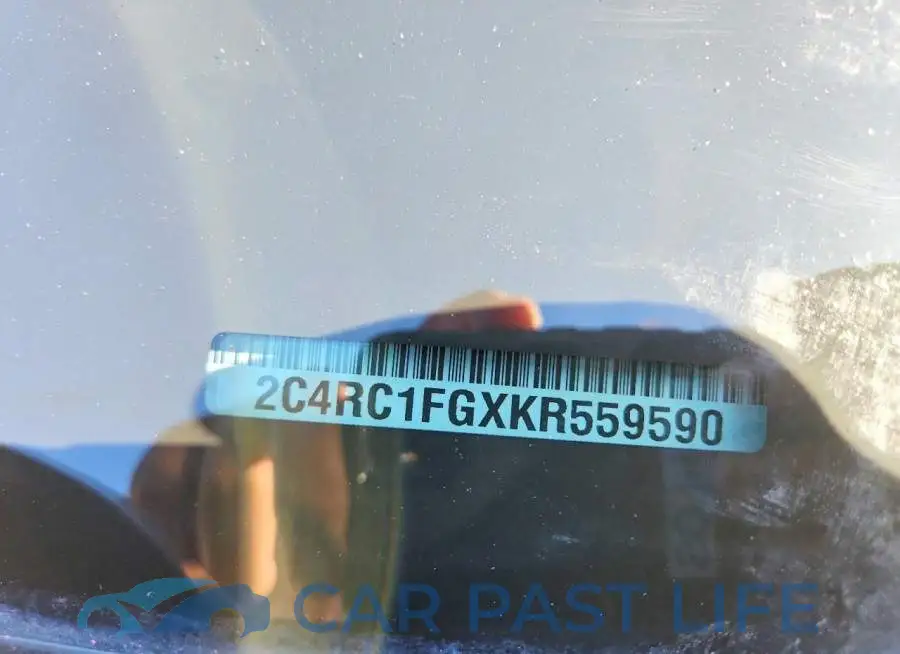 2C4RC1FGXKR559590# 14