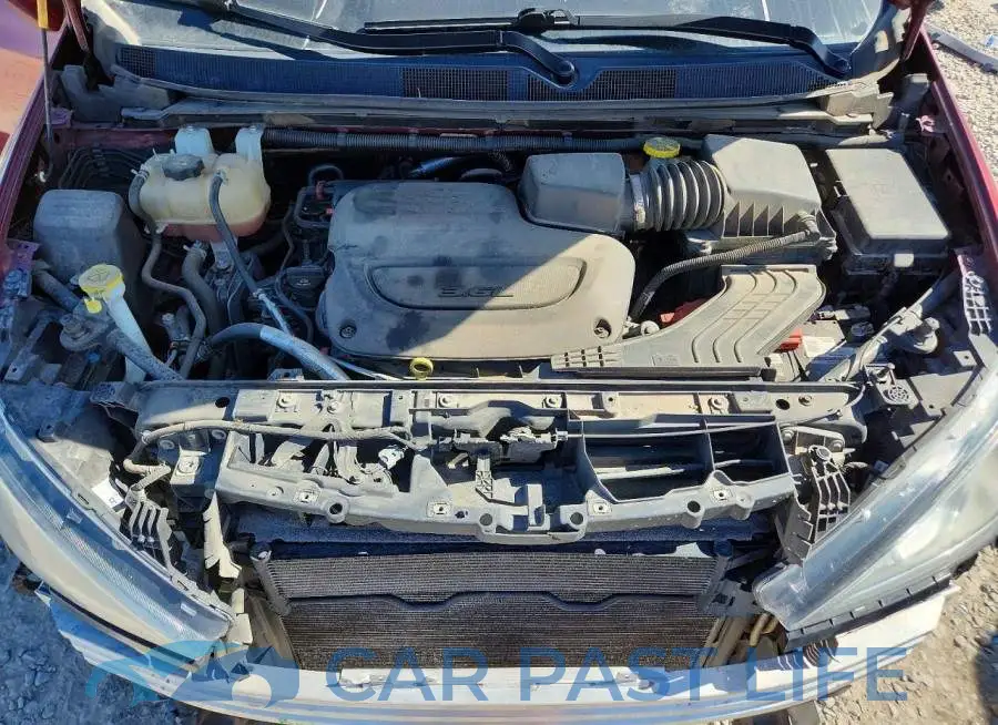 2C4RC1FGXKR559590# 12