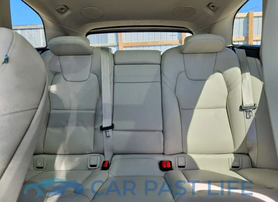 YV4102RL7L1488419# 10
