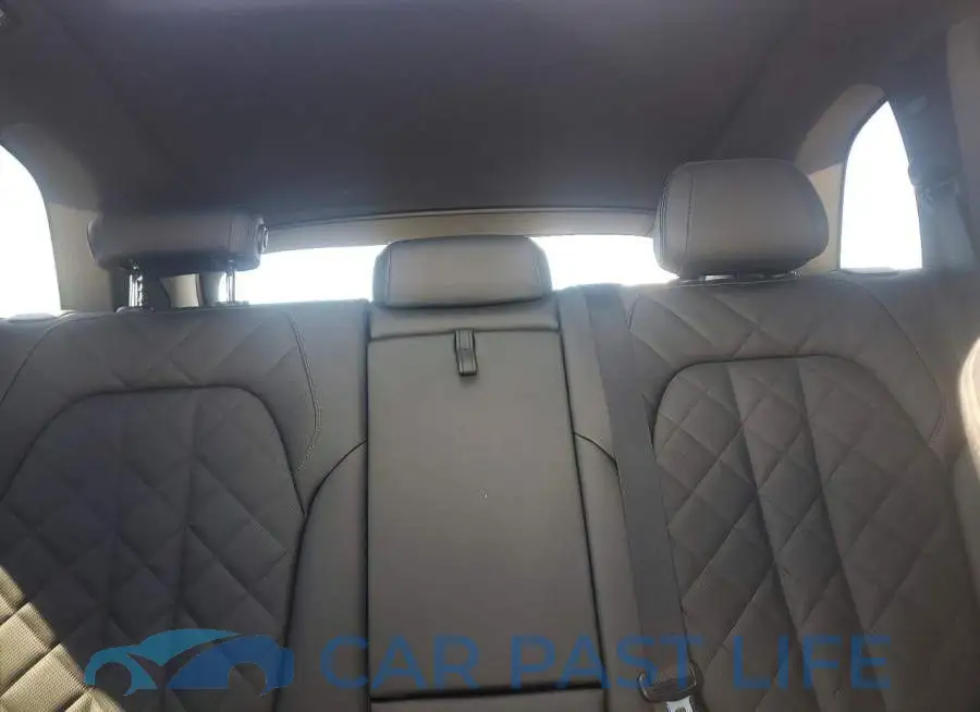5UX23EU02T9280056# 10