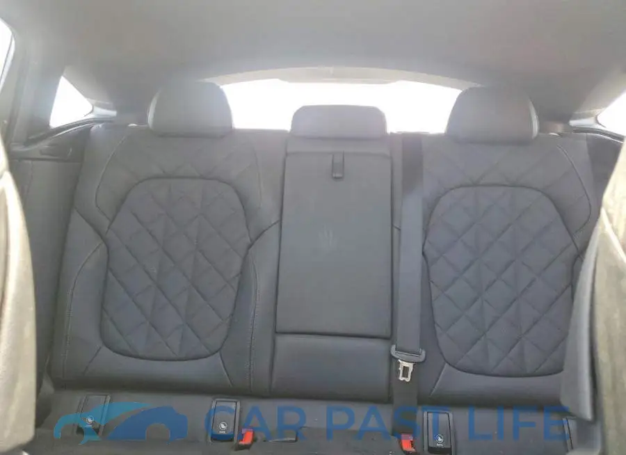 5UX33EX04R9W08540# 10